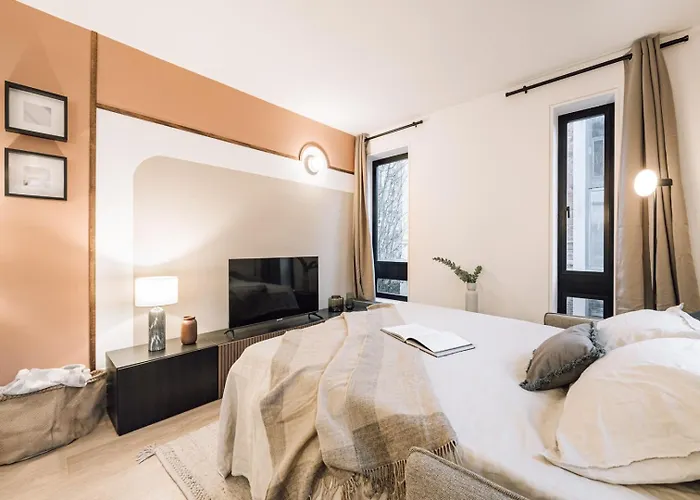 Emir - 1 A Vaugirard 아파트 *